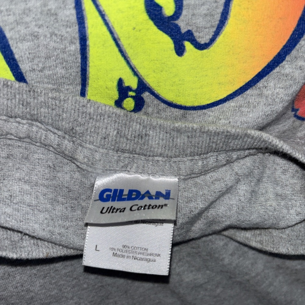 Cool Runnings Ocho Rios Jamaica T-Shirt Gildan Ultra Cotton Gray Y2K Graphic Tee - Picture 3 of 5